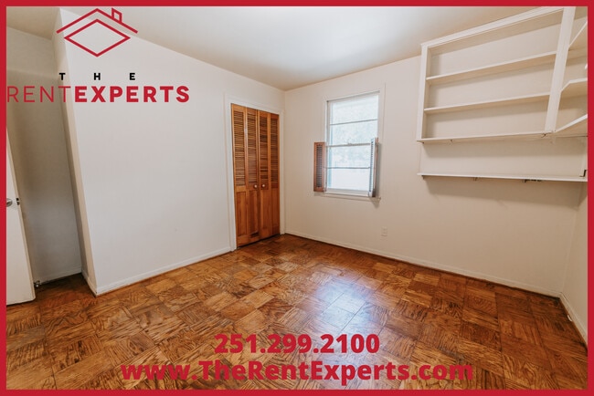 Building Photo - 908 E David Langan Dr