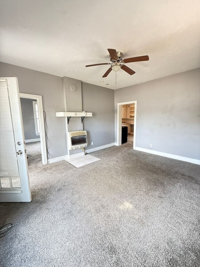 Building Photo - 1 bedroom/1 bathroom