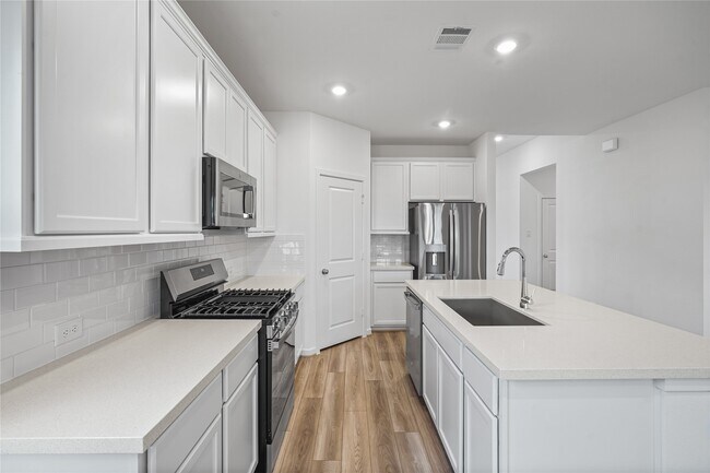 Building Photo - 9715 Ivy Manor Ct