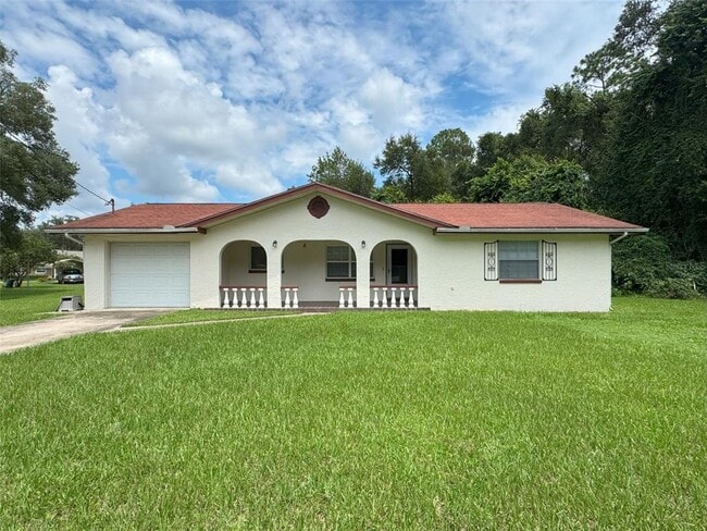 Building Photo - 6001 E Penrose St