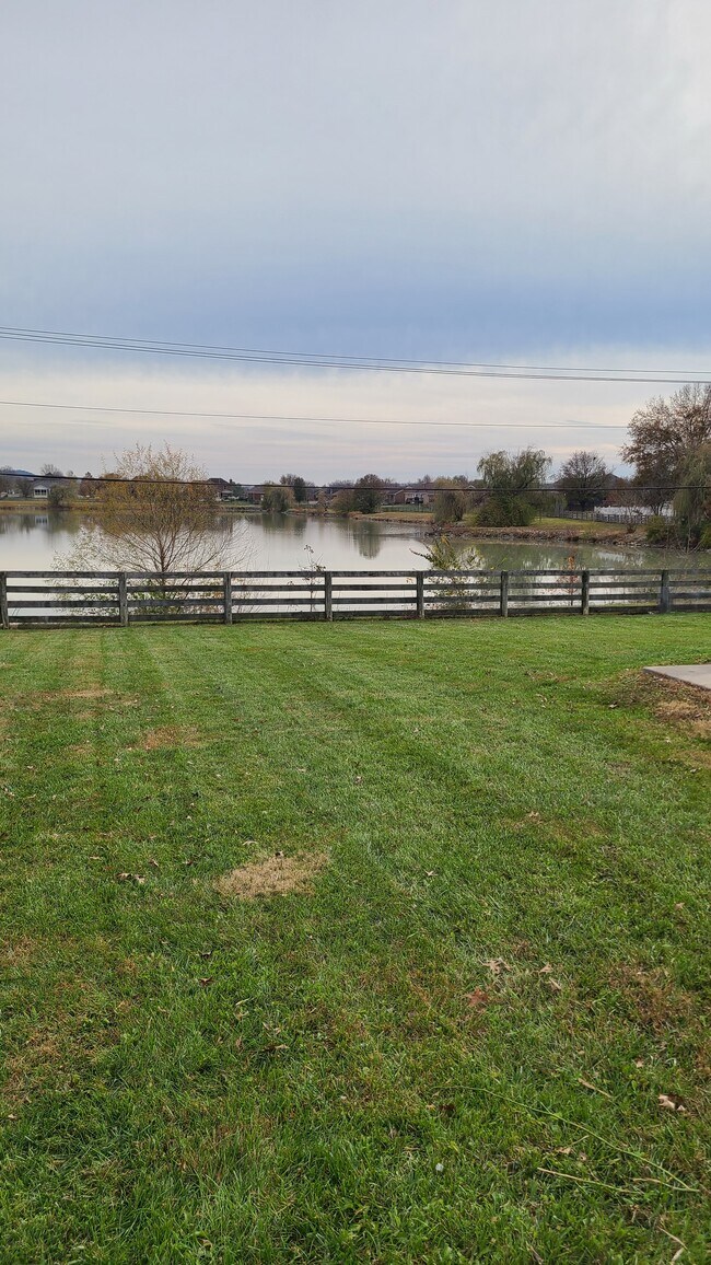 Building Photo - 406 Old Towne Rd