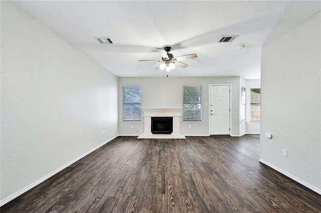 Building Photo - 1311 Tetbury Ln