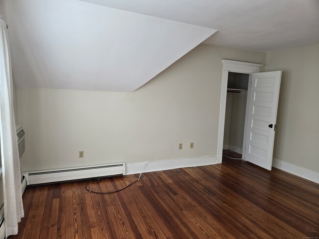 Building Photo - 188 Cold Spring St