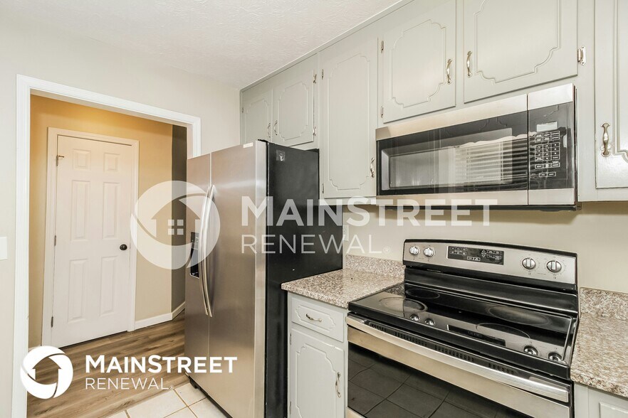 Building Photo - 5824 Stonehaven Dr NW