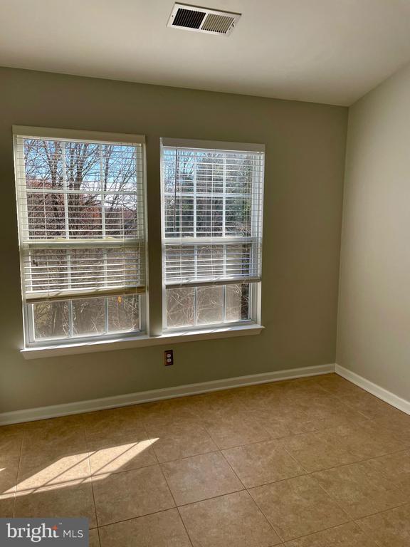 Building Photo - 6058 Signal Flame Ct