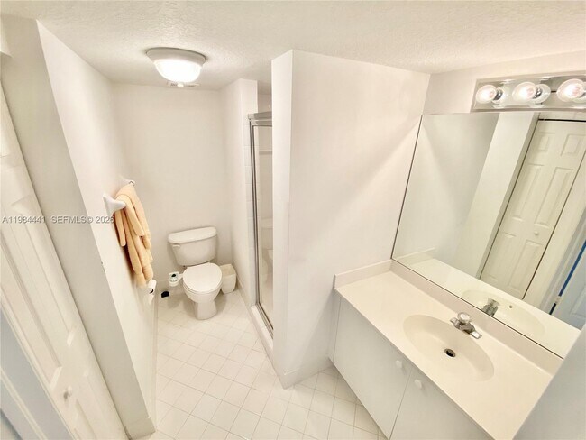 Building Photo - 11522 NW 69th Terrace