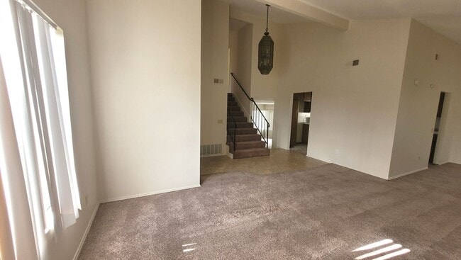 Building Photo - Penasquitos Bluffs East in San Diego