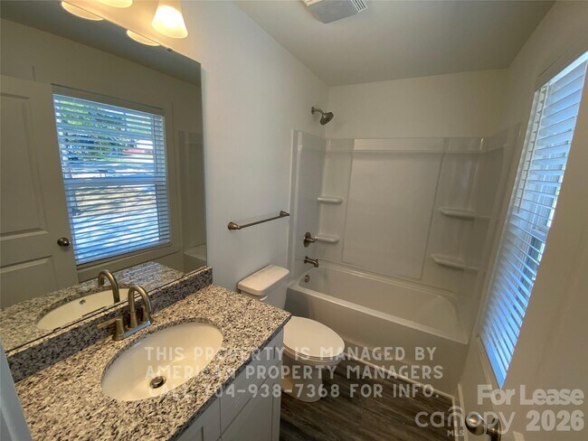 Building Photo - 660 Faith Dr SW