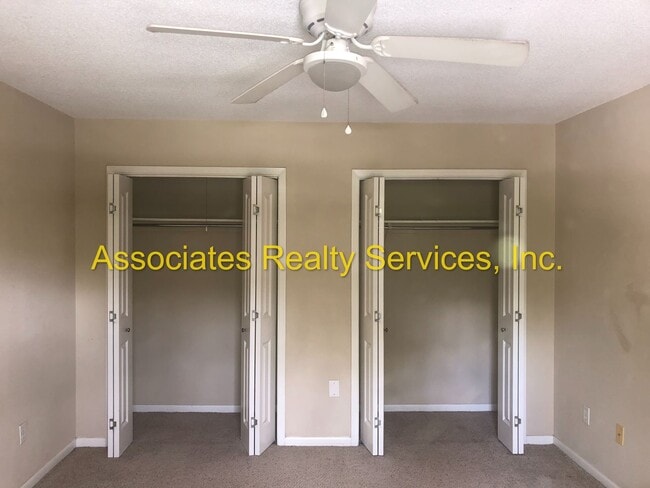 Building Photo - Cute 1bed/1 bath in Hawthorne Reserve w/ POOL!!!