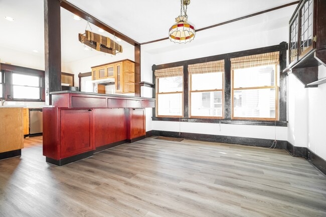 Building Photo - Charming Updated North Everett Craftsman Home w/ ADU Disclosure + Utility Credit