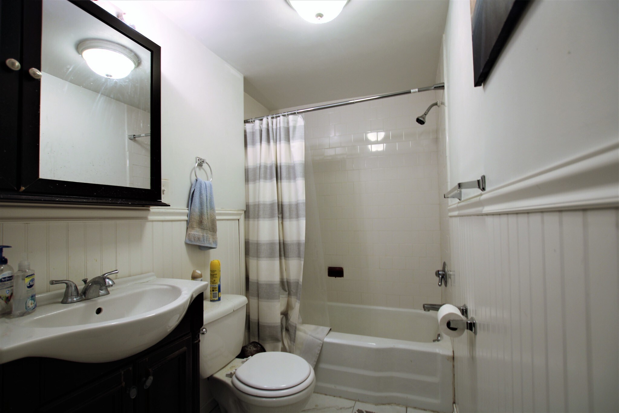 Building Photo - 1868 Commonwealth Ave