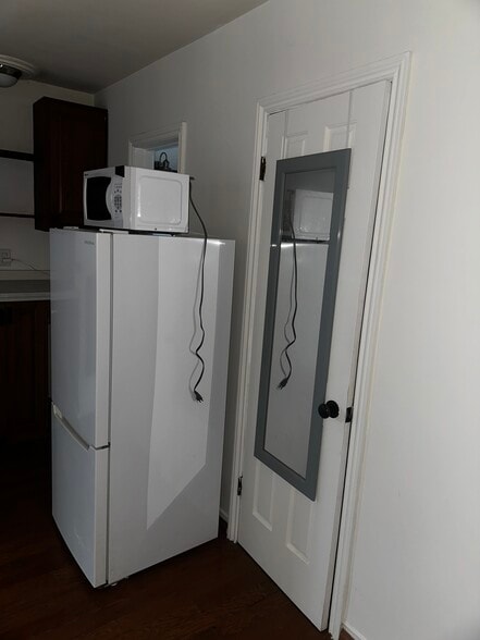 Building Photo - 29 Hurricane St