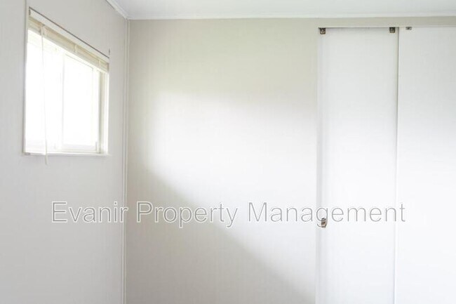 Building Photo - 2908 Ghent Ave