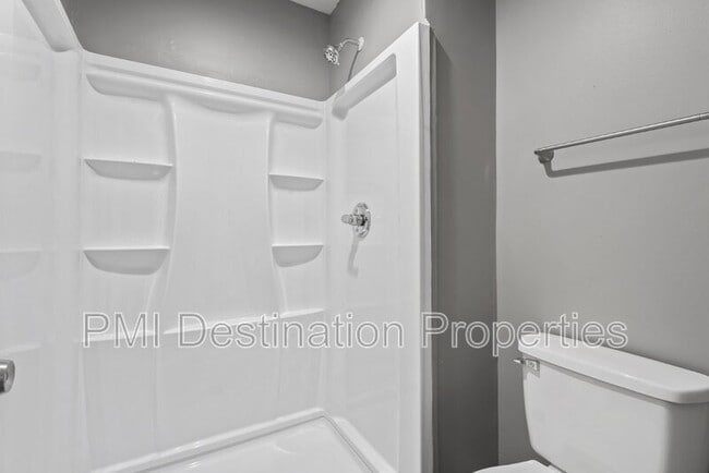 Building Photo - 16306 W 141st Terrace
