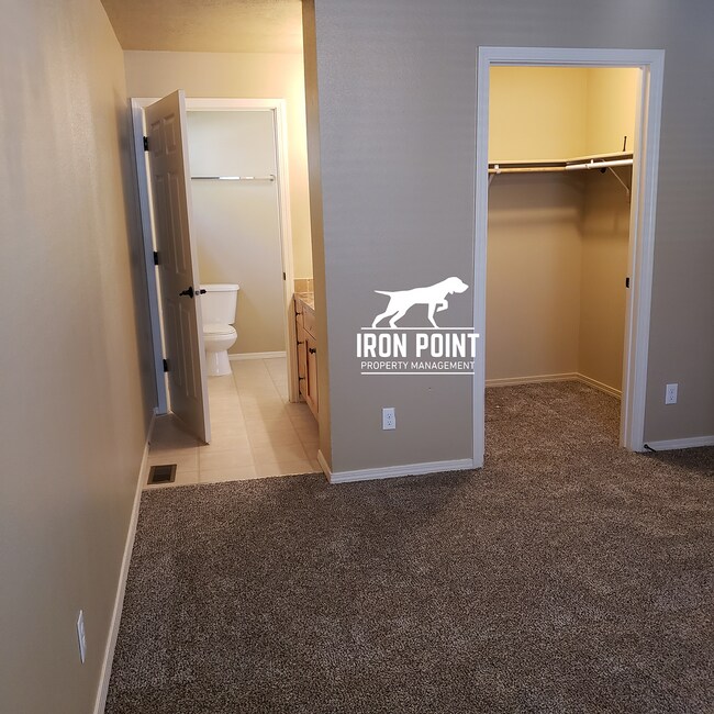 Building Photo - 886BONSAI