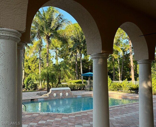 Building Photo - 8245 Ibis Club Dr