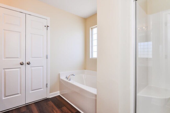 Building Photo - 3131 Trassacks Dr