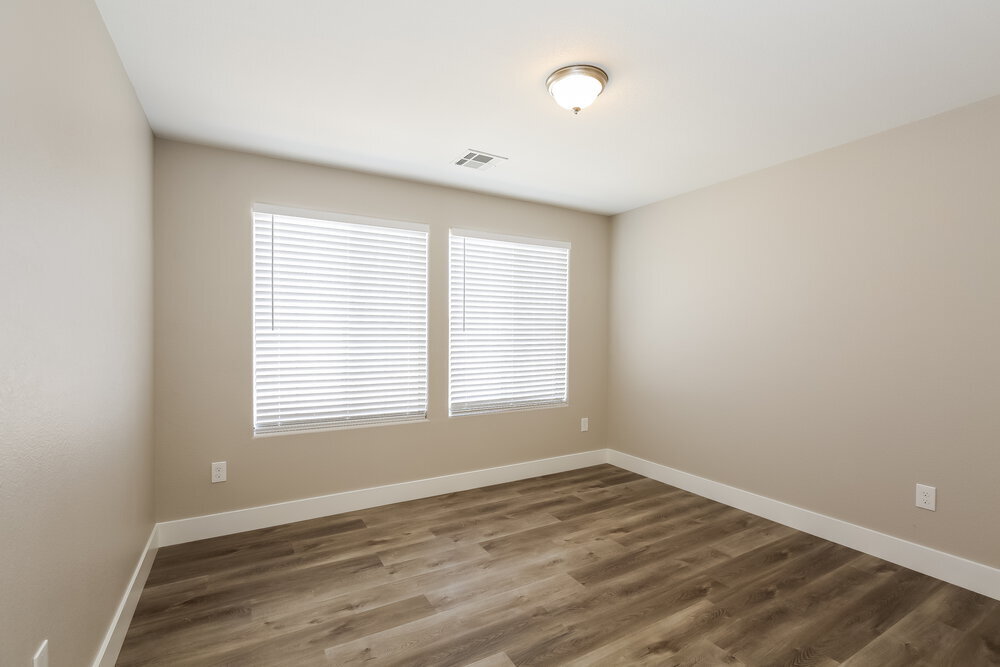 Building Photo - 9450 Havasu Canyon Ave
