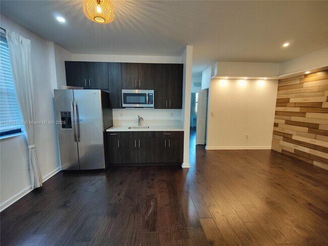 Building Photo - 15752 SW 44th Terrace