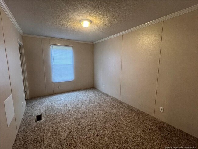 Building Photo - 129 Box Elder Terrace