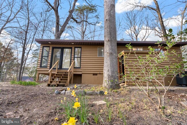 Building Photo - 12403 Ridge Rd