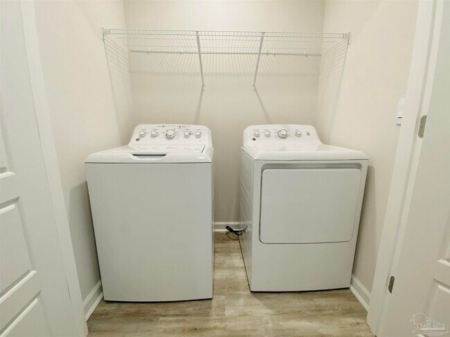 Building Photo - 6068 Secretariat Wy