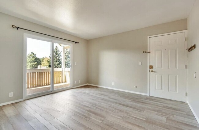 Building Photo - 7201 Station Creek Way