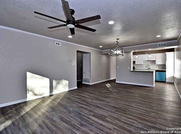Building Photo - 168 Barilla Pl