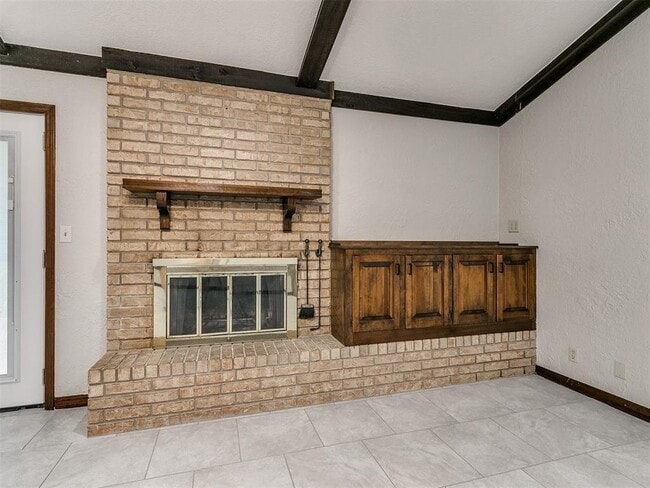 Building Photo - 1213 Westbrooke Terrace