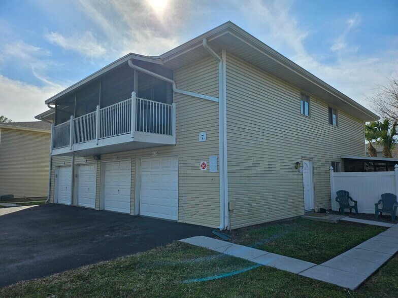 Building Photo - 4134 Pinebark Ave