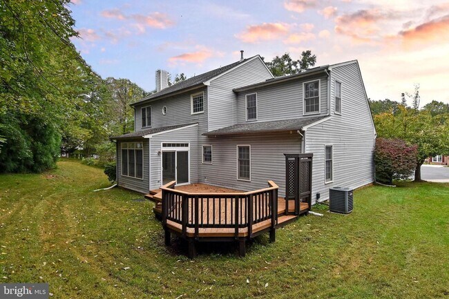 Building Photo - Elegant Brick Colonial on Quiet Cul-de-Sac...