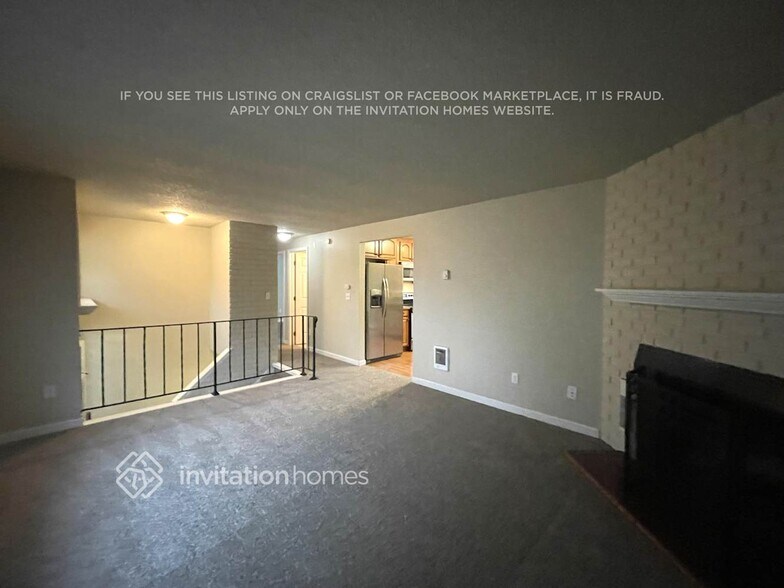 Building Photo - 3725 SW 332nd Pl