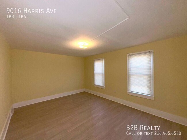 Building Photo - 9016 Harris Ave