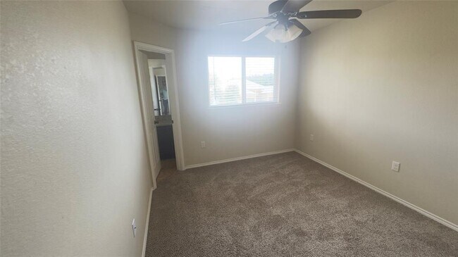 Building Photo - 366 Joanne Lp