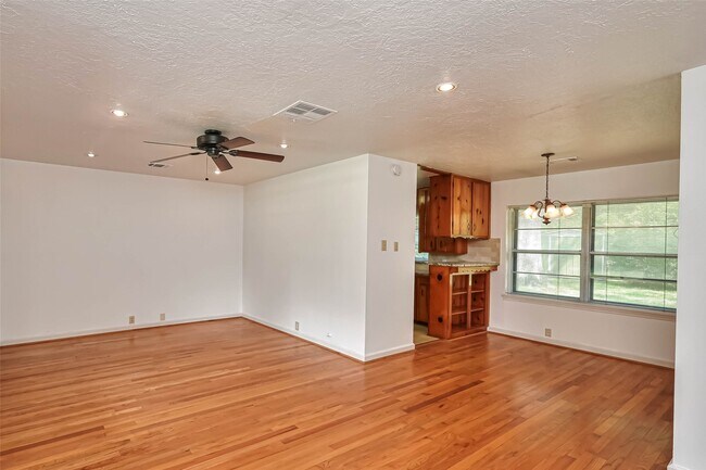 Primary Photo - 3018 Attridge Rd