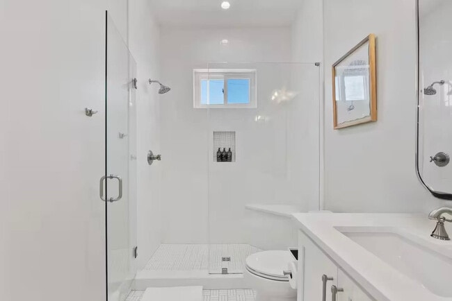 Building Photo - 107 Benicia Pl