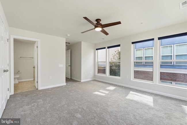 Building Photo - 637 Diamondback Dr