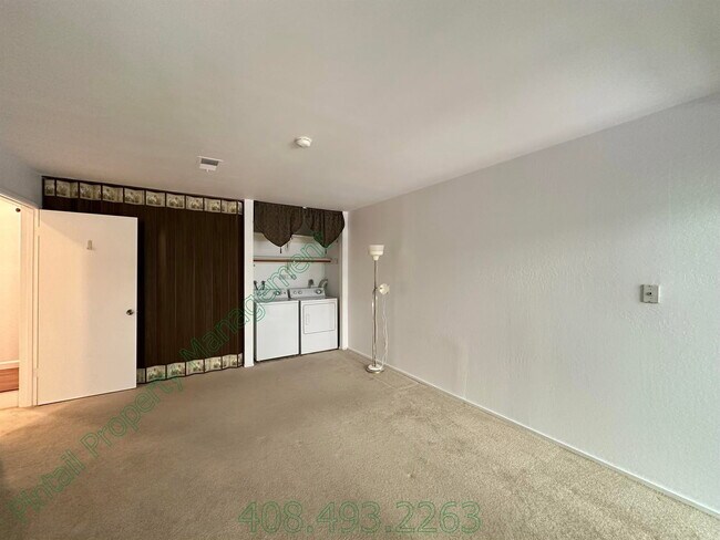 Building Photo - 802 Kingfisher Terrace