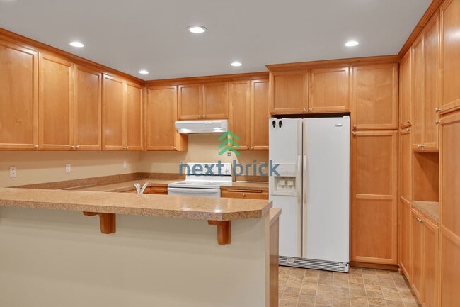 Building Photo - 2 BED & 2 BATH SINGLE FAMILY FOR RENT