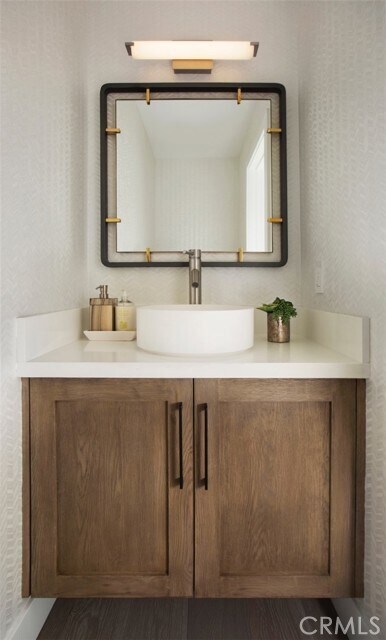 Building Photo - 27 N La Senda Dr