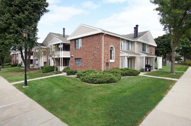 Primary Photo - 2 bedroom in Naperville IL 60563