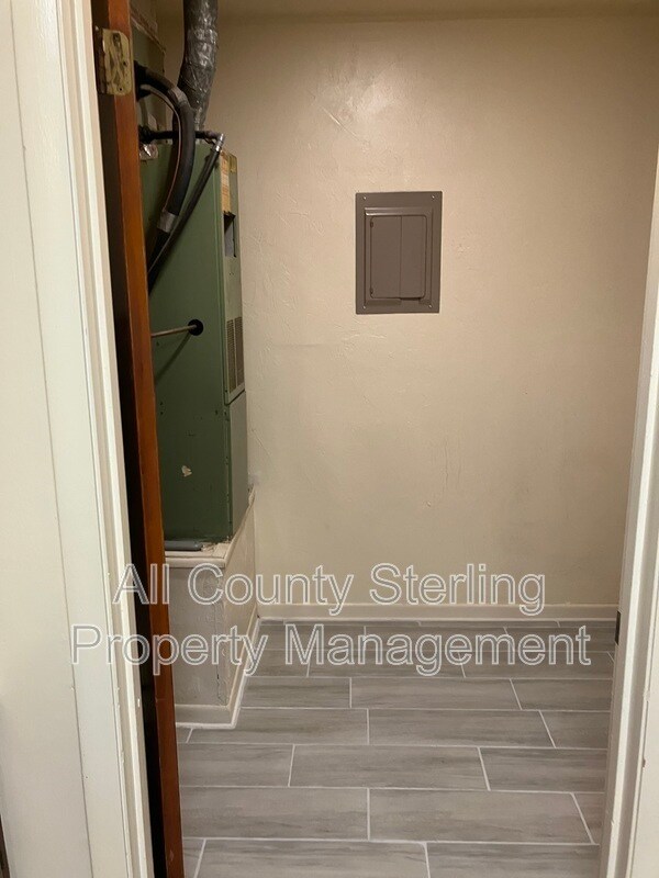 Building Photo - 4511 SW 71st Terrace