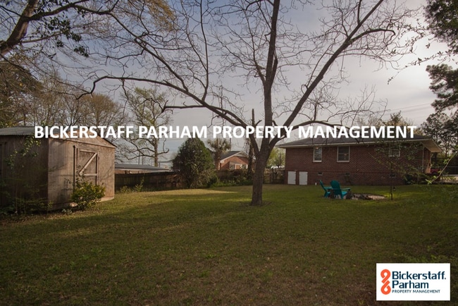 Building Photo - Move In Ready!! Cozy Brick Home, in North Columbus. Located off of Airport Thruway!! HAPP Accepted.