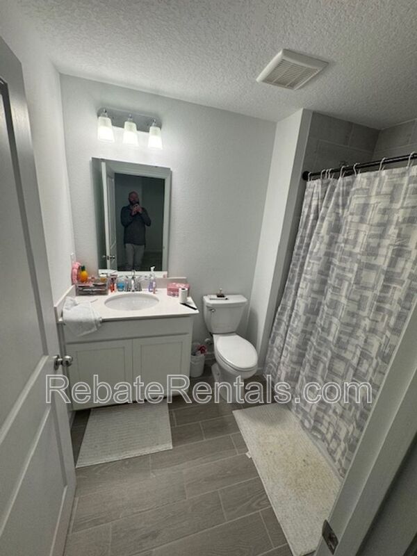 Building Photo - 347 Belfort Ct