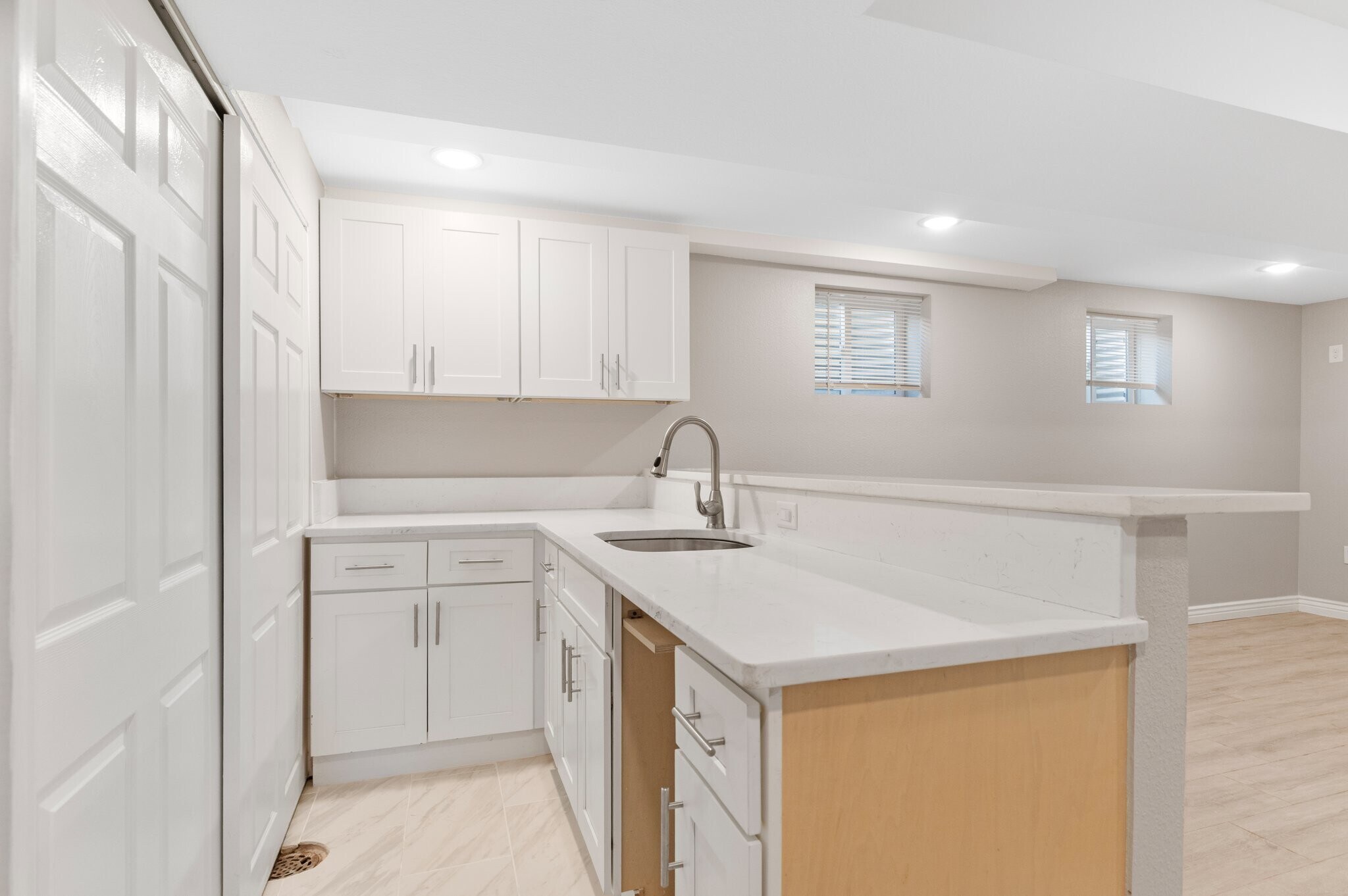 Building Photo - 12992 W Jewell Cir