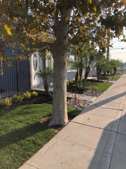 Building Photo - 5 Carlton Way