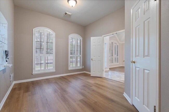 Building Photo - 1414 Dapplegrey Ln