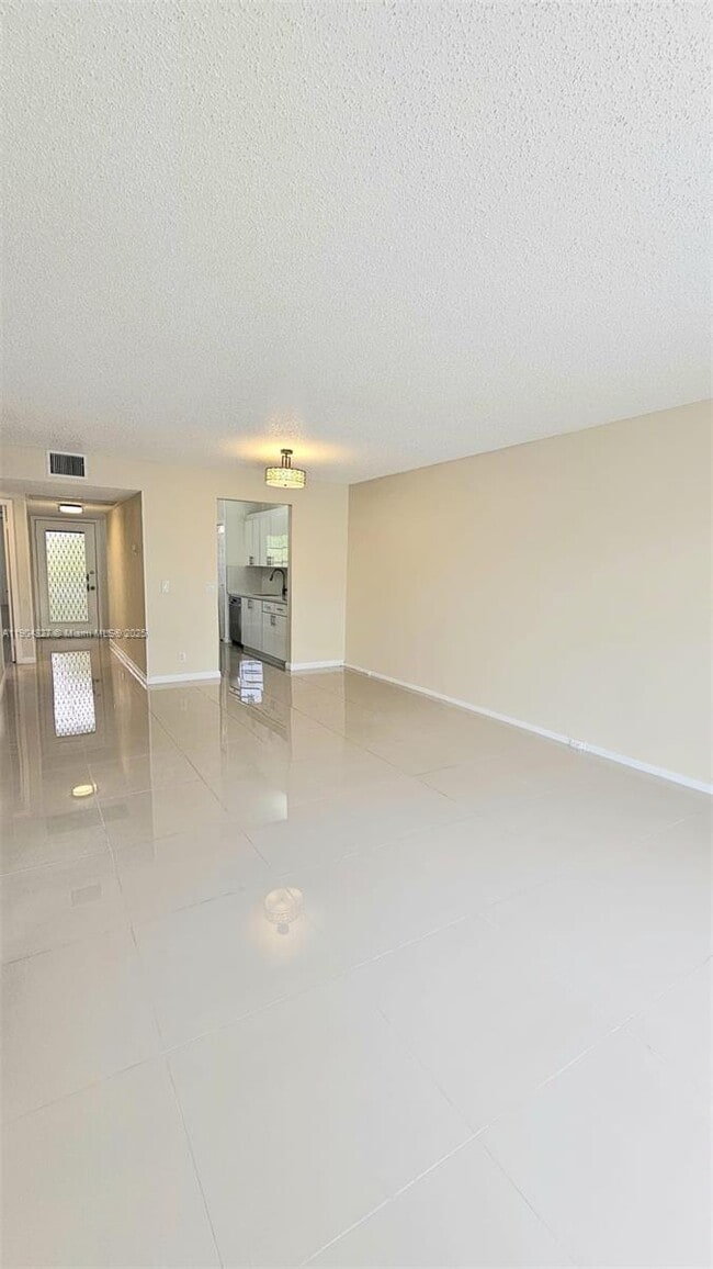 Building Photo - 1401 SW 128th Terrace