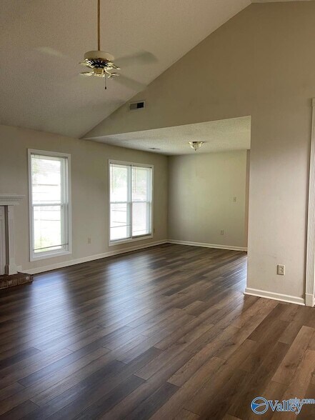 Building Photo - 118 Todd Dr