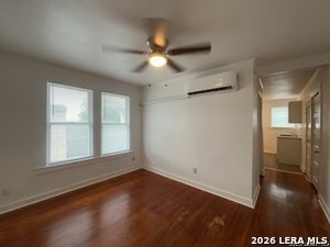 Building Photo - 827 Steves Ave